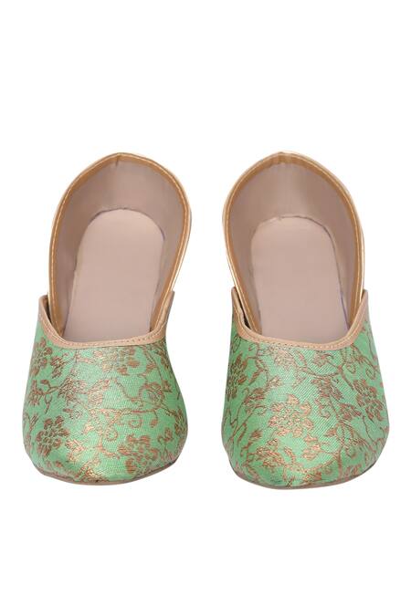 Arihant Rai Sinha_Green Gardenia Jacquard Woven Juttis_Online_at_Aza_Fashions