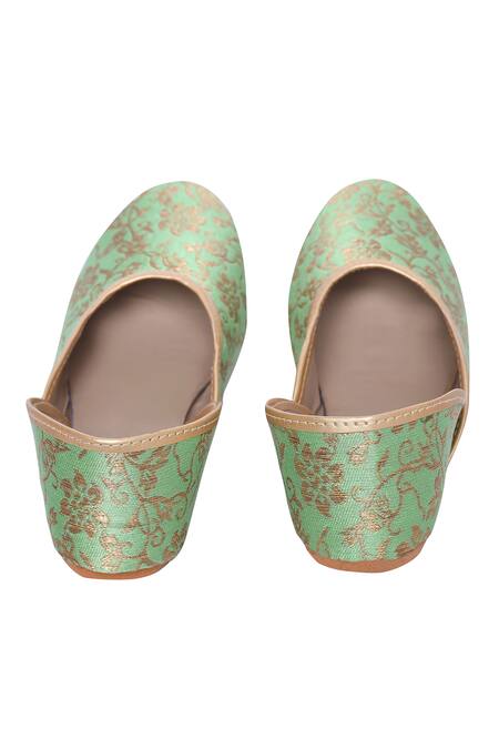 Buy_Arihant Rai Sinha_Green Gardenia Jacquard Woven Juttis_Online_at_Aza_Fashions