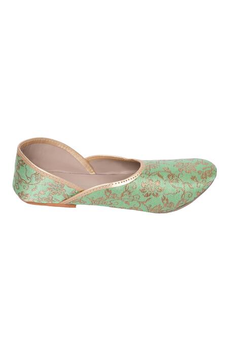 Arihant Rai Sinha_Green Gardenia Jacquard Woven Juttis_at_Aza_Fashions