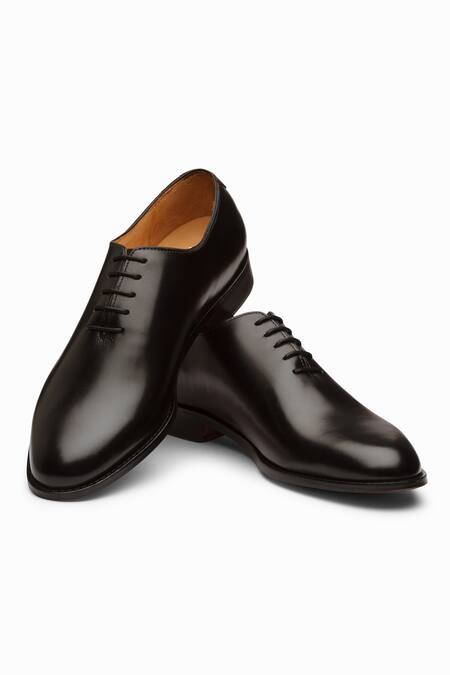Shop_3dm Lifestyle_Black Plain Wholecut Oxford Shoes _Online_at_Aza_Fashions