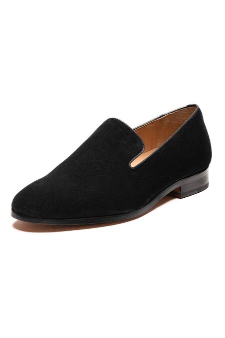 3dm Lifestyle_Black Plain Venetian Leather Loafers _Online_at_Aza_Fashions