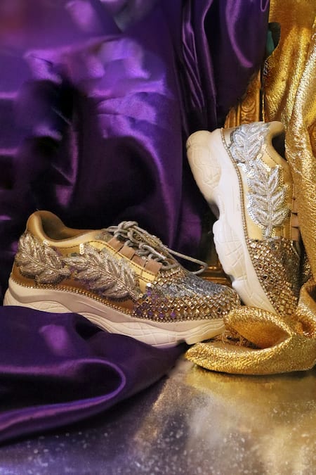 Chal Jooti Gold Embellished Royal Jewel Sneakers