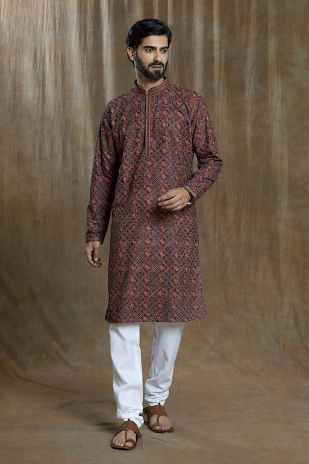 Aryavir Malhotra Abstract Print Lucknowi Kurta & Pyjama Set 