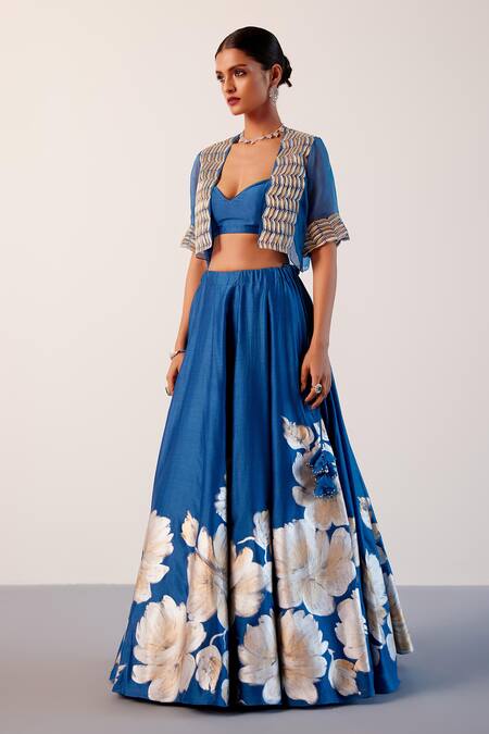 Devnaagri_Blue Organza, Zari Sweetheart Daisy Bloom Hand Painted Lehenga Set _Online_at_Aza_Fashions