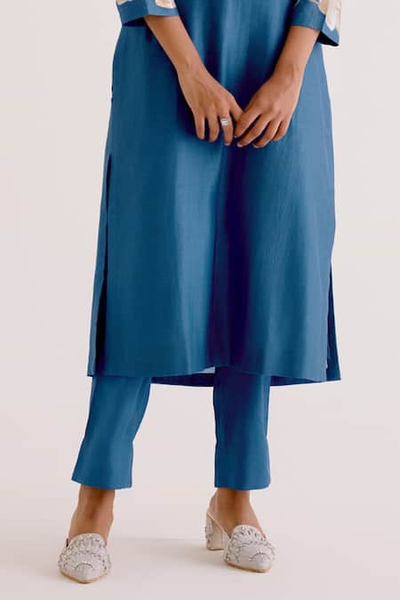 Buy_Devnaagri_Blue Silk Organza, Silk, Chanderi Embroidery Round Anchor Thread Kurta Pant Set _Online_at_Aza_Fashions