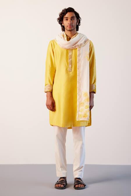 Shop_Devnaagri_Ivory Hand Paint Bloom Stole _at_Aza_Fashions