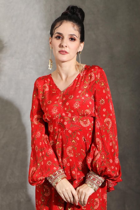 Buy_Shreya J Label_Red Crepe Print Floral V Neck Peplum Top With Pant 