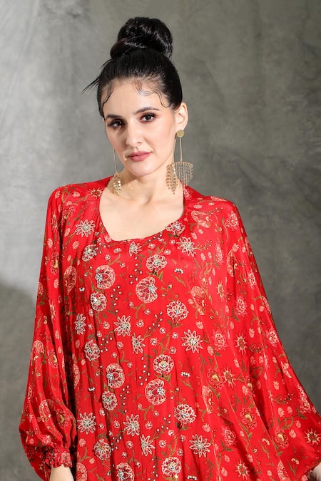Shreya J Label_Red Crepe Sequins, Embroidery Round Neck Floral Print Kurta With Pull Out Pant _at_Aza_Fashions