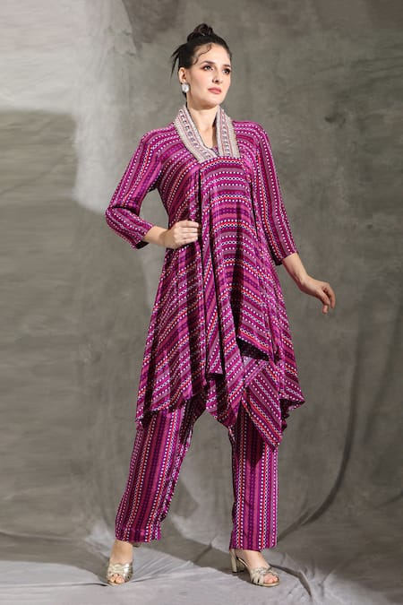 Shreya J Label Dhariwar Print Asymmetric Kurta With Pant 