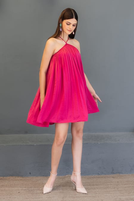 Buy_Ozel_Pink Sandwash Satin Pleated Halter Alice Short Neck Dress _Online_at_Aza_Fashions