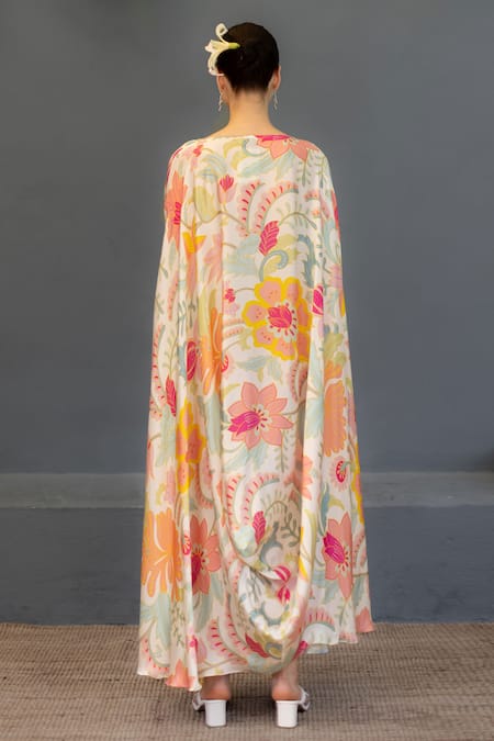 Ozel Eva Floral Print Gathered Kaftan 