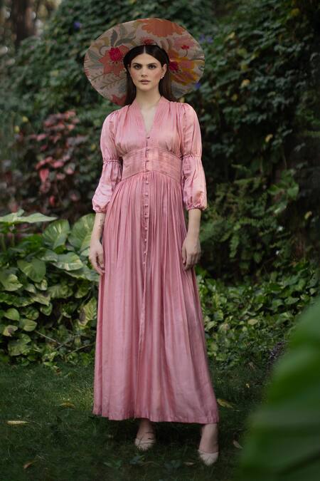 Ozel_Pink Linen Satin V Neck Pleat Detailed Maxi Dress _at_Aza_Fashions