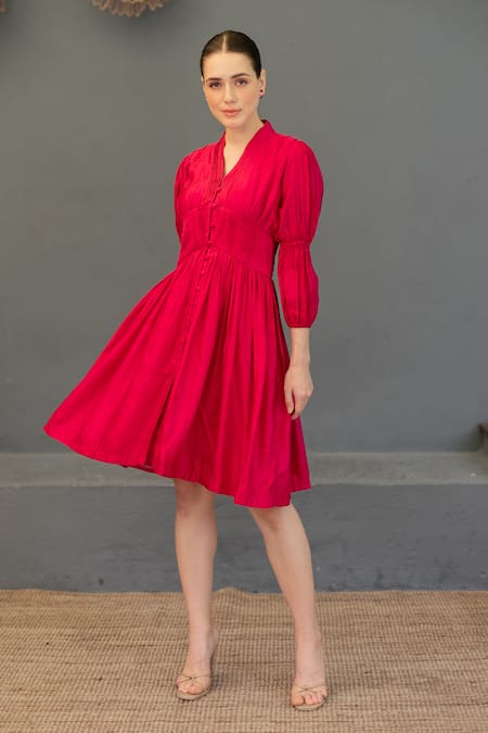 Buy_Ozel_Pink Linen Satin V Neck Pleat Detailed Midi Dress _Online_at_Aza_Fashions