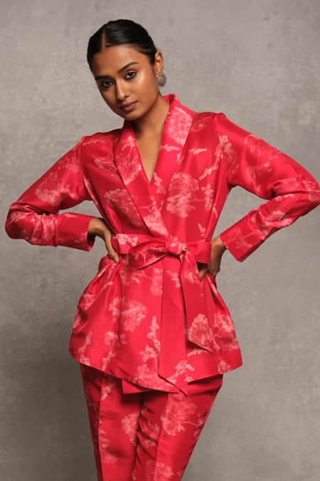 Avni Bhuva Unshiu Printed Jacket & Pant Set 