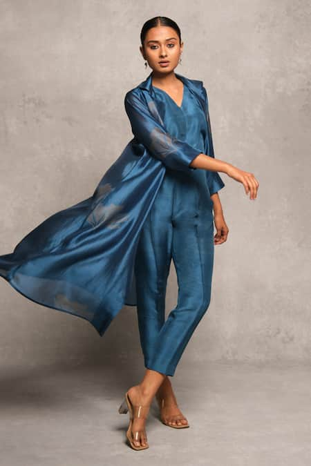 Avni Bhuva Blue Organza Silk Print Gul Collar Neck Fuku Cape Pant Set 