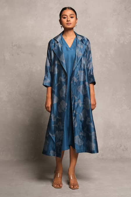 Avni Bhuva Haruhi Bahar Print Cape With Kurta 