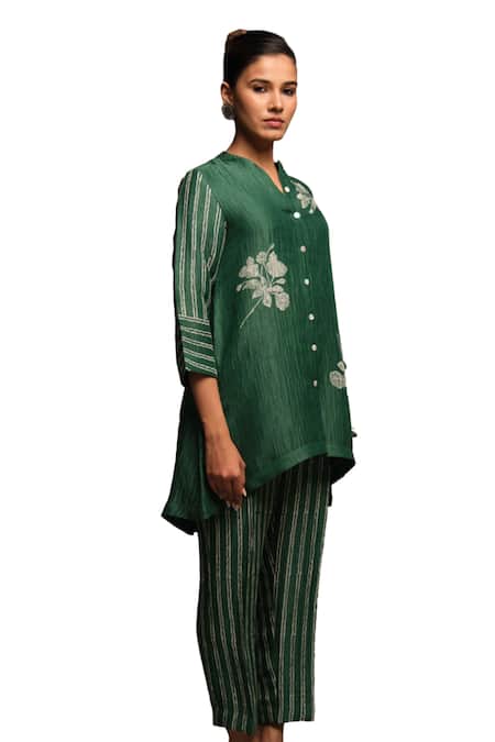 Avni Bhuva Kaisan Striped Lily Pattern Shirt With Pant 