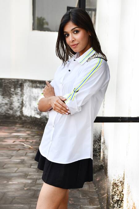 Richaa Goenka_White Cotton Hand Embroidery Spike Patch Collared Detailed Shirt _Online_at_Aza_Fashions