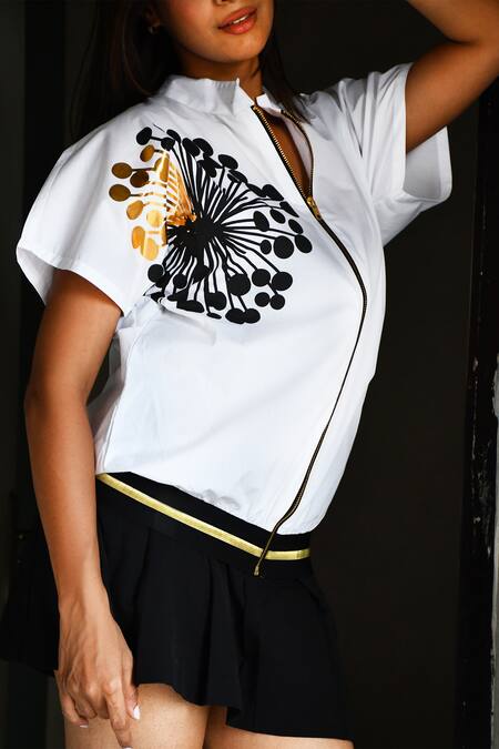 Richaa Goenka White Cotton Printed Flower Band Collar Shirt Online at Aza Fashions Richaa Goenka_White Cotton Printed Flower Band Collar Shirt _Online_at_Aza_Fashions