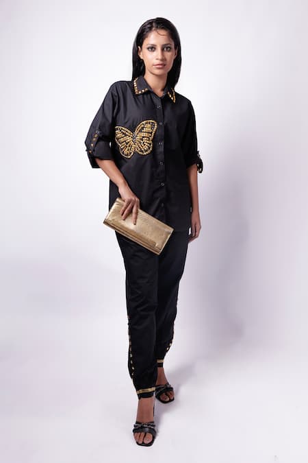 Richaa Goenka Black Cotton Hand Embroidered Studs Collar Shirt