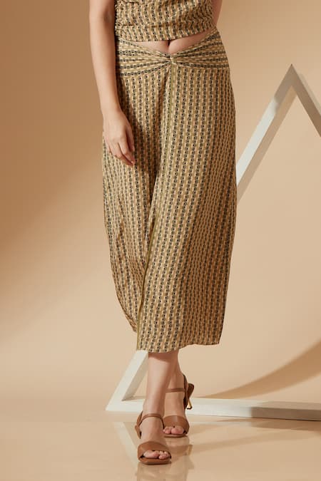 Sandhya Shah_Green Crepe, Linen One Shoulder Vivian Wave Print One-shouder Top And Skirt Set _Online_at_Aza_Fashions