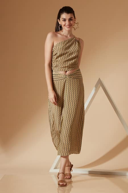 Buy_Sandhya Shah_Green Crepe, Linen One Shoulder Vivian Wave Print One-shouder Top And Skirt Set _Online_at_Aza_Fashions