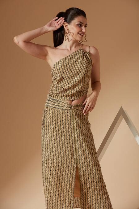 Shop_Sandhya Shah_Green Crepe, Linen One Shoulder Vivian Wave Print One-shouder Top And Skirt Set _Online_at_Aza_Fashions