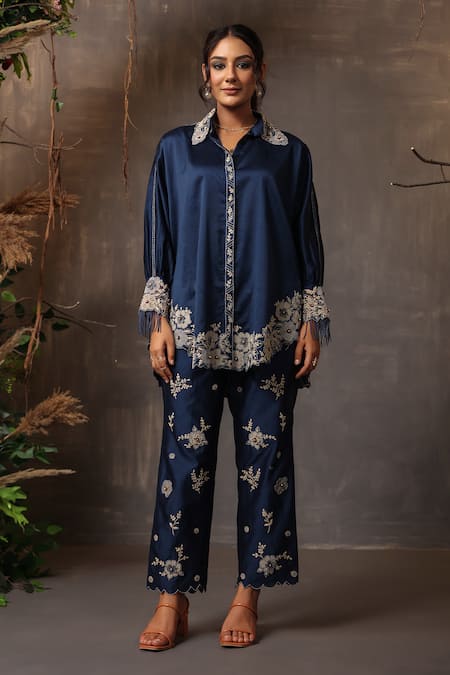 Buy_Label Niti Bothra_Blue Chanderi Silk Embroidery Collared Floral Applique Work Shirt And Pant Set 