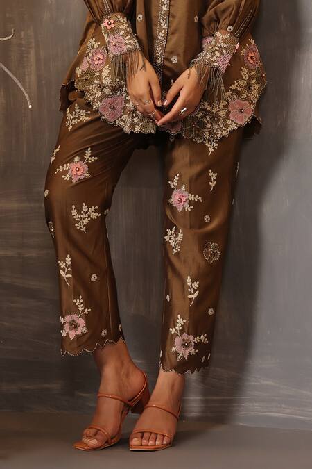 Label Niti Bothra Green Chanderi Silk Embroidery Floral Applique Work Shirt And Narrow Pant Set at Aza Fashions Label Niti Bothra_Green Chanderi Silk Embroidery Floral Applique Work Shirt And Narrow Pant Set _at_Aza_Fashions