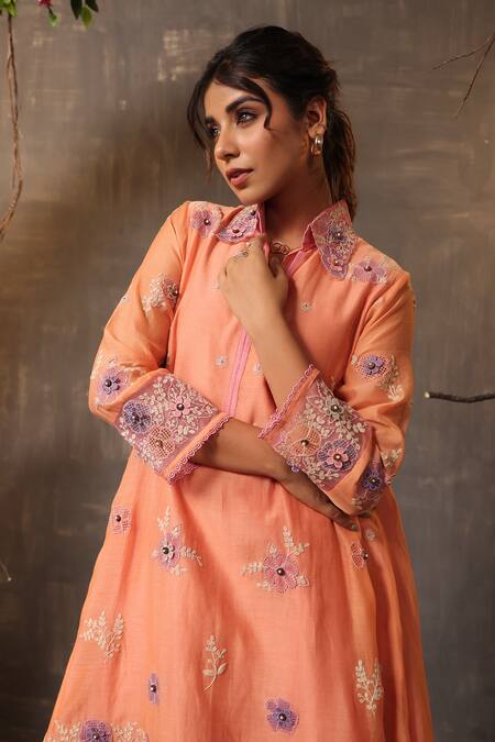Buy_Label Niti Bothra_Peach Chanderi Silk Embroidery, Applique Collared Layered Kurta And Pant Set 