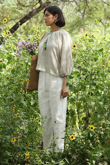 Weaver Story_White Cotton Hand Block Print Diamond Butti Round Neck Top _Online_at_Aza_Fashions