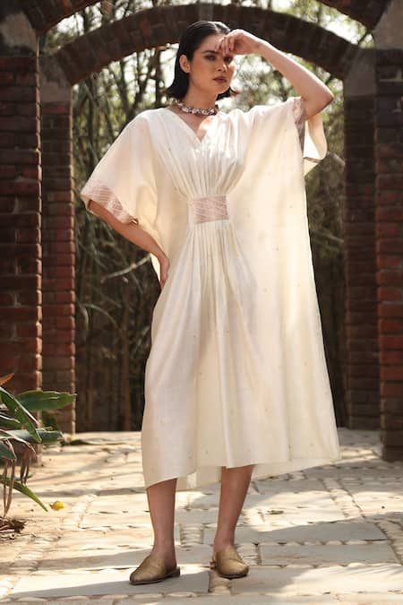 Weaver Story Benaras Bloom Border Gathered Front Kaftan 