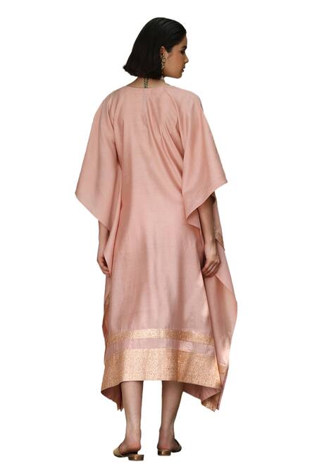 Buy Weaver Story Pink Silk Embroidery V-neck Sanjaab Trim Border Handloom Pure Kaftan Buy_Weaver Story_Pink Silk Embroidery V-neck Sanjaab Trim Border Handloom Pure Kaftan