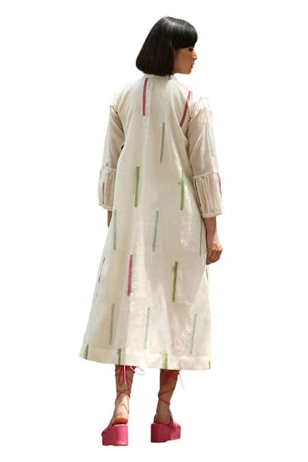 Weaver Story_White Chanderi Silk Embroidery Mandarin Collar Kantha Hand Dress _at_Aza_Fashions
