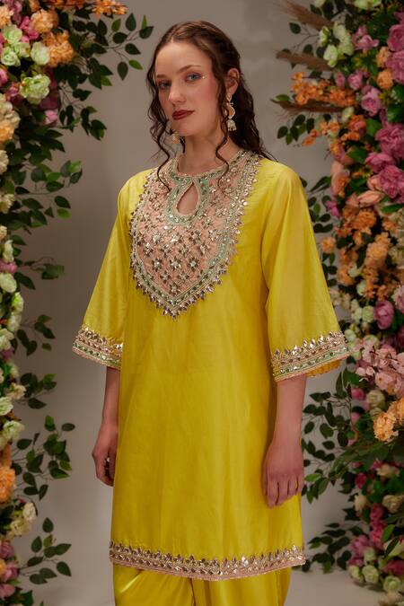Shop_Preeti S Kapoor_Yellow Chanderi, Satin, Organza Sequins, Gota Embellished Short Kurta Set _Online_at_Aza_Fashions