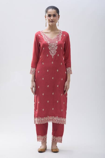 Naintara Bajaj_Red Satin, Organza Beads, Sequins, Embroidery Floral Detailed Straight Kurta Set_Online_at_Aza_Fashions