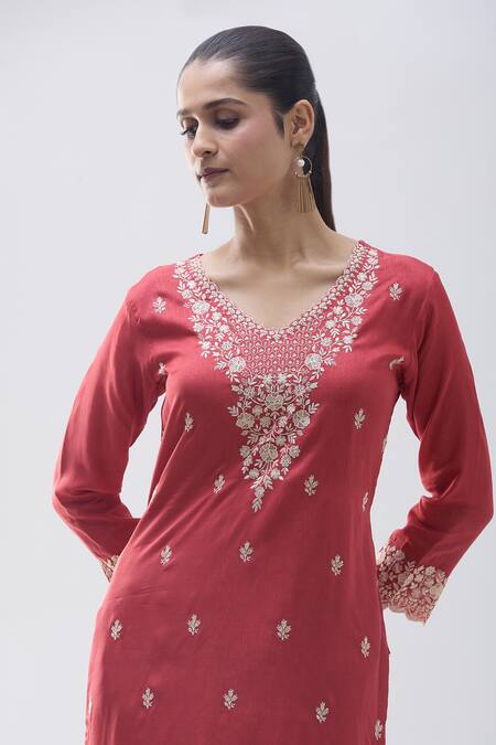 Buy_Naintara Bajaj_Red Satin, Organza Beads, Sequins, Embroidery Floral Detailed Straight Kurta Set_Online_at_Aza_Fashions