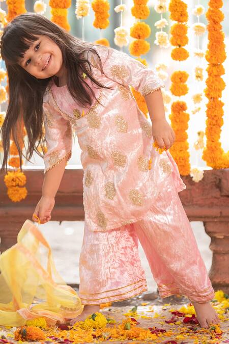 Buy_Kirti Agarwal - Pret N Couture_Pink Velvet, Net, Cotton Gota Patti, Sequins Embroidered Kurta Palazzo Set_Online_at_Aza_Fashions