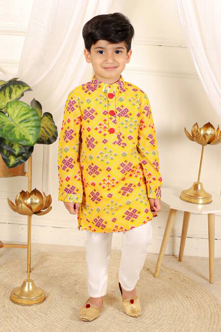 Kirti Agarwal - Pret N Couture_Yellow Muslin, Cotton Gota Patti, Embroidery Patola Print Kurta And Pyjama Set _Online_at_Aza_Fashions