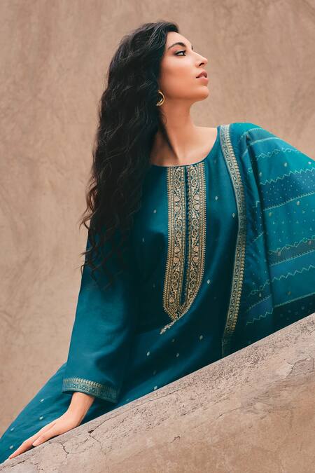 Buy Label Varsha Blue Viscose, Silk Embroidery, Zari Bandeau Neck Floral And Work Kurta Pant Set Online at Aza Fashions Buy_Label Varsha_Blue Viscose, Silk Embroidery, Zari Bandeau Neck Floral And Work Kurta Pant Set_Online_at_Aza_Fashions