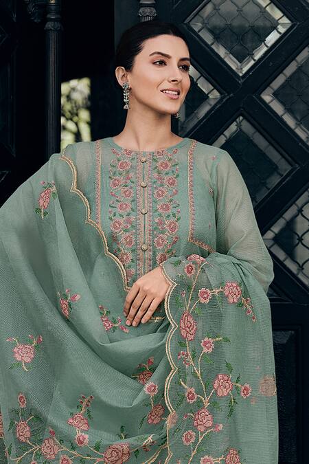 Shop Label Varsha Green Viscose Embroidery Round Neck Thread Work Kurta Set at Aza Fashions Shop_Label Varsha_Green Viscose Embroidery Round Neck Thread Work Kurta Set_at_Aza_Fashions