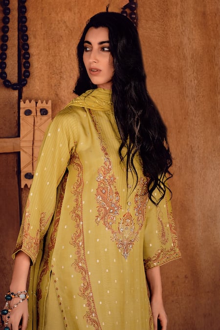 Shop_Label Varsha_Green Viscose, Silk Embroidery Bandeau Neck Floral Print Kurta Pant Set _Online_at_Aza_Fashions