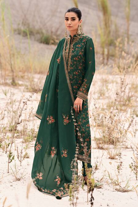 Shop_Label Varsha_Green Viscose Sequins, Embroidery Bandeau Bloom Work And Floral Print Kurta Set _at_Aza_Fashions