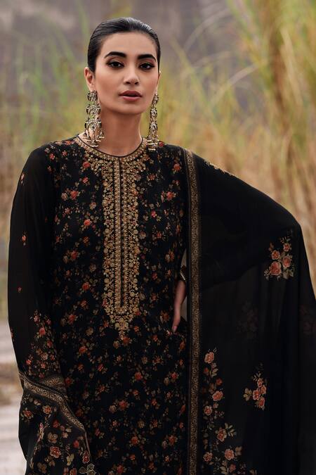 Shop Label Varsha Black Viscose, Organza Sequins, Embroidery Round Neck Printed And Kurta Pant Set at Aza Fashions Shop_Label Varsha_Black Viscose, Organza Sequins, Embroidery Round Neck Printed And Kurta Pant Set_at_Aza_Fashions