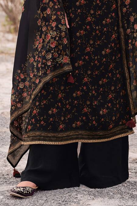 Label Varsha Black Viscose, Organza Sequins, Embroidery Round Neck Printed And Kurta Pant Set Online at Aza Fashions Label Varsha_Black Viscose, Organza Sequins, Embroidery Round Neck Printed And Kurta Pant Set_Online_at_Aza_Fashions