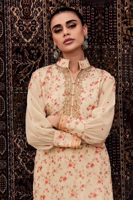 Buy_Label Varsha_Ivory Viscose, Organza, Satin Embroidery, Sequins And Printed Kurta Pant Set_Online_at_Aza_Fashions
