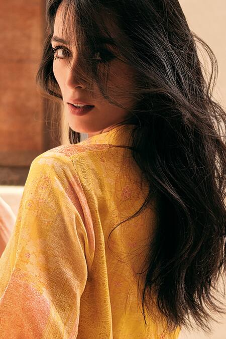 Label Varsha_Yellow Tunic Cotton Linen Printed Floral Collar Set _Online_at_Aza_Fashions