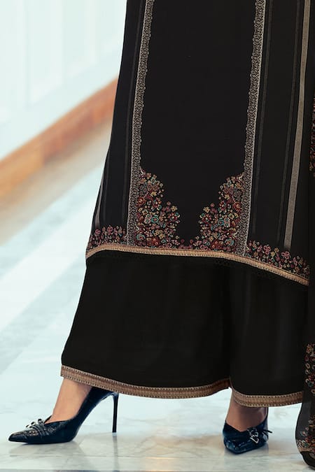 Buy_Label Varsha_Black Kurta Modal Satin Printed Floral Round Pattern Set _Online_at_Aza_Fashions