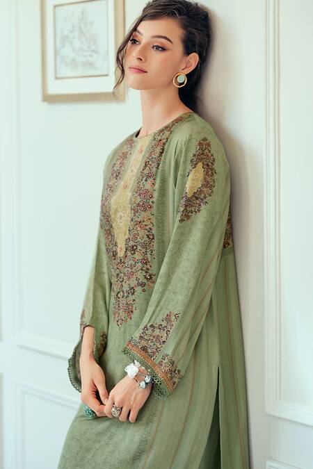Label Varsha_Green Kurta Modal Satin Printed Floral Round Set _at_Aza_Fashions