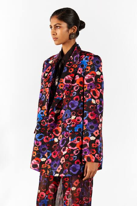 Studio Rigu Black Velvet Peony Print Boxy Blazer Online at Aza Fashions Studio Rigu_Black Velvet Peony Print Boxy Blazer _Online_at_Aza_Fashions